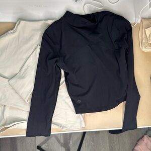 Lululemon mock neck tops size 2